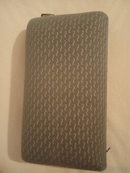 3 polštáře - s paměťovou pěnou, anatomicky a detský - 6