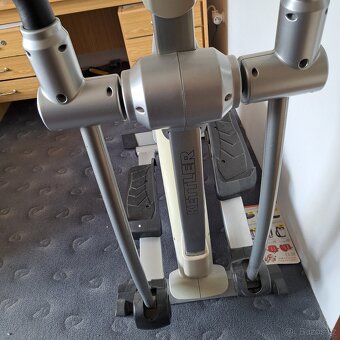 Prodám eliptický trenažér/Orbitrek Kettler - 6