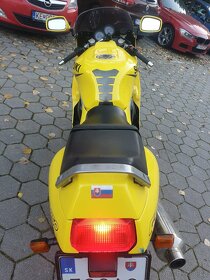 Suzuki gsx750r - 6