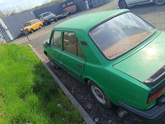 Prodám Škoda 105 (bez TP) viz foto (K32) - 6