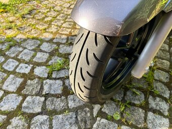X Max 250 - 6