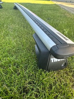 Střešní box Thule 610 l + Thule nosič (tyče + patky), záruka - 6