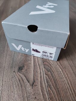 Chlapecké tenisky VTY (vel. 22) - 6