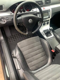 VW Passat 2,0tdi sedan - 6