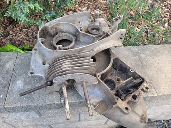 Jawa 250 typ 11 pérák díly motor Janeček - 6