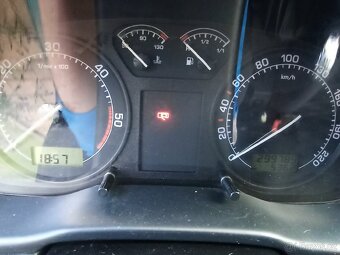 Škoda Octavia combi 1.9Tdi 81kw - 6