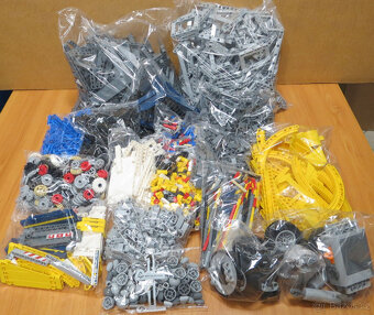 LEGO 42055 Těžební rypadlo - 6