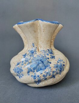 Italská keramická ručně malované váza z města Deruty - 6