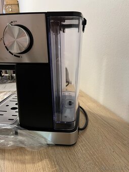 Poloautomatický expresní kávovar - 6