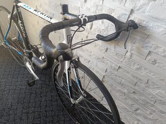 Téměř nejetá "silnička" PELLS AERON - 6