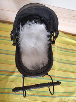 Starožitný kočárek - 6