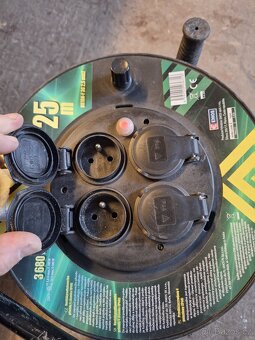Prodlužovací kabel 400v a 240v - 6