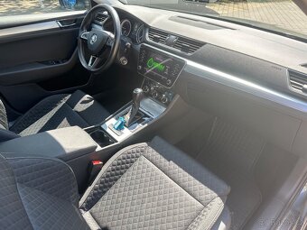 PRONÁJEM VOZIDLA SKODA SUPERB 2.0 TDi, DSG, R.V.2020. NA TAX - 6