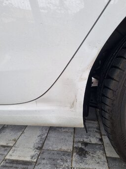 Hyundai i30 kombi 2018, benzín 1.0, 79000km, kamera - 6