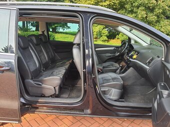 Sharan 4x4 7 míst 2.0TD 130kW, alcantara, park pilot, 2 maj - 6