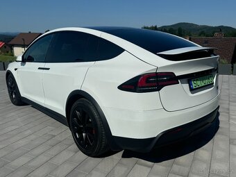Tesla x Plaid bezplatné nakládání - 6