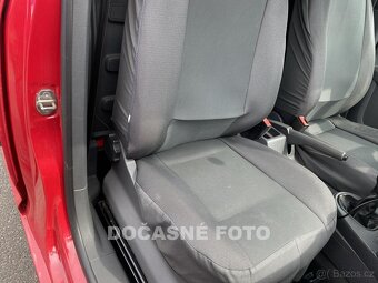 Volkswagen Caddy 1.6TDi , 55 kW nafta, 2011 - 6