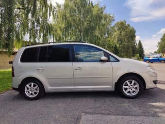 Volkswagen Touran COMFORT 1,4 TSI /103kW SERVIS - 6