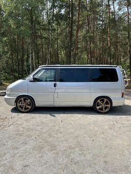 Volkswagen Multivan Generation 2.5 TDI 111KW (2001) - 6