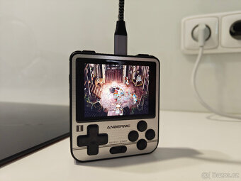 Prodám mini retro herní konzoli ANBERNIC RG280V - 6