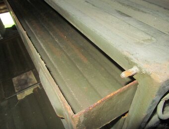 5 beden skladovacích armádních vojenských plechových. - 6