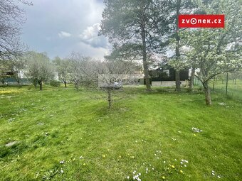Stavební pozemek Zlín - Lužkovice, s chatou. - 6