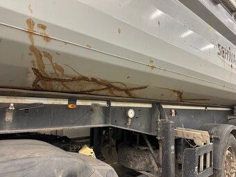 Prodám korbu Schwarzmuller - 6