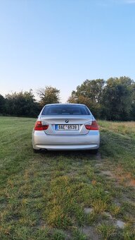 BMW e90 / 95 kW Manuál - 6