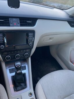 Škoda octavia 3 2.0tdi 4x4 - 6