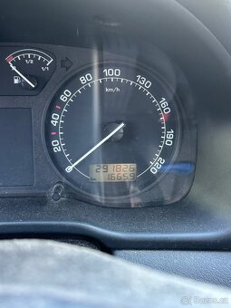 Škoda Octavia 1.9tdi 66kw 4x4 - 6