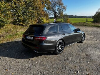 Mercedes-Benz E 220D AMG W213 - 6