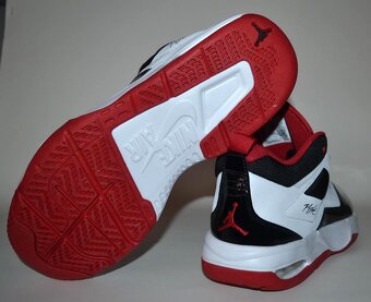 Tenisky zn. Nike Jordan Max Aura 3 vel. 44 - 6