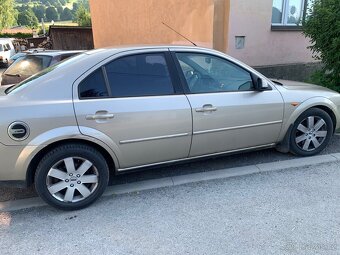 Ford Mondeo MK3 2001 2.0TDDI - 6
