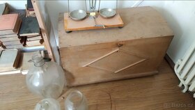 Starý nábytek, koberec, pračka ...atd - 6