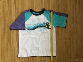 Trika vel. 110, 116, 134, 134/140, cena 15-49 Kč - 6