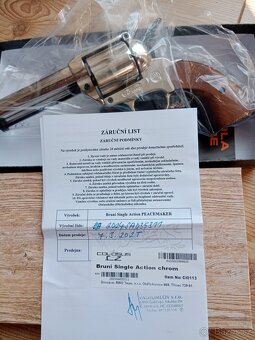 Westernový Kovbojský Revolver PEACEMAKER - 6