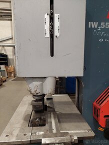 Děrovací stroj DURMA IW 55 - 6