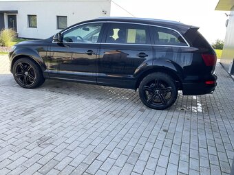 Audi Q7 3.0 tdi Quattro r.v 2013 7 míst - 6