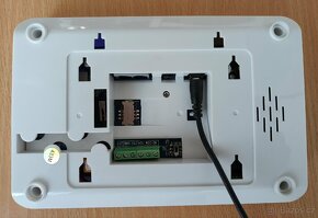 Víceúčelový bezdrátový GSM alarm s bohatým příslušenstvím - 6