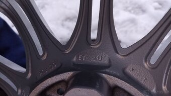 BMW styling 135 r 18 dvou et - 6