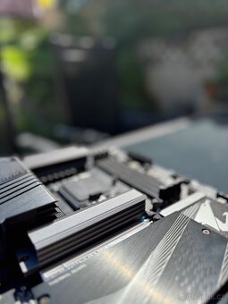 GIGABYTE Z790 AORUS ELITE AX - 6