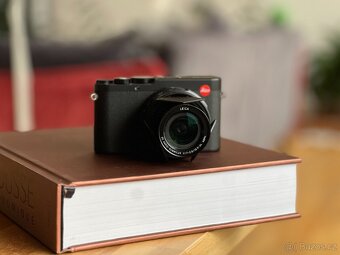 LEICA D-LUX 8 - 6