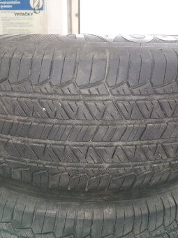 pneu 225/70R16 - 6