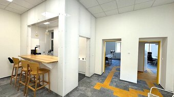 Pronájem kancelářského celku 134m2 v centru města - 6