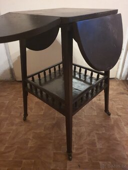 Starožitný stolek - 6