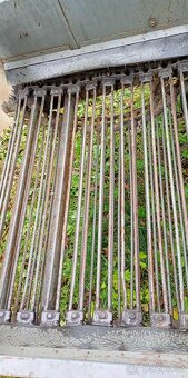 Vyorávač brambor TEK, pěkný stav - 6