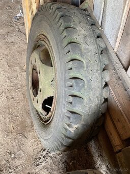 Disky s pneu 8,25x20 použitelné na vlek - 6