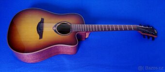 Predam el.ak. gitaru LAG t118 DCE BRS - 6