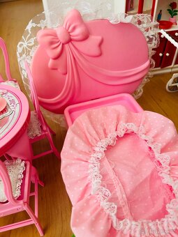 Retro hračky z 80.ket,kuchyň,skříň,křeslo,auto,atd. - 6