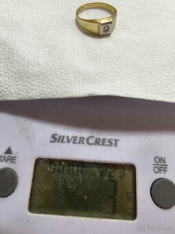 Pánský zlatý prsten s drahým kamenem - 6